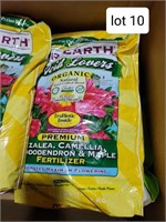Dr earth pant fertilizer