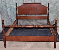 FULL SIZE VINTAGE MAPLE WOOD BED WITH WOOD RAILS