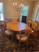 AMERICAN DREW PINE TABLE AND 6 CHAIRS