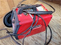 Lincoln Weld Pac 100 Wire Feed Welder