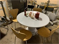 Timber Top 1.2m Circular Dining Table & 4 Chairs