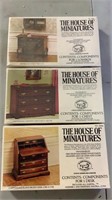 3 The House of Miniatures Set Pieces