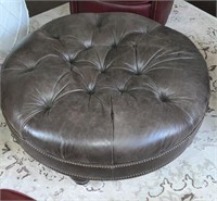 Leather Round ottoman 40” brown color