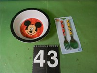 Mickey Mouse Bowl & Utensils New