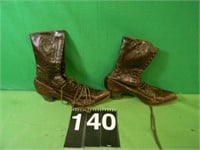 Antique Woman Shoes Size 7 (Note Narrow Instep)
