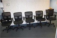 5 Matching Office Chairs