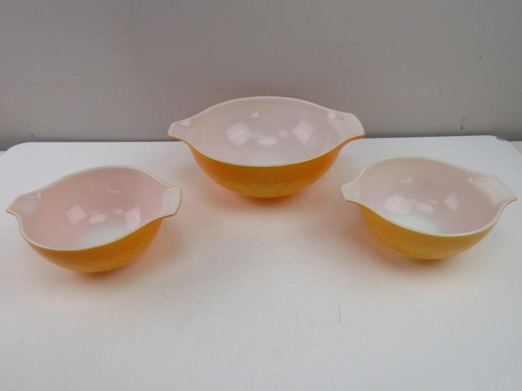 3) Vintage Pyrex Sunflower Bowls | LL Auctions LLC