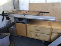 TABLE SAW W/STAND