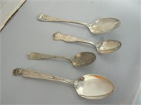 4 SILVERPLATE COLLECTOR SPOONS: 1904 WORLD'S