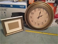 Clock & picture frame