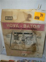 HOVA-BATOR SMALL INCUBATOR IN BOX