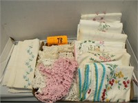 FLAT OF DOILIES AND EMBROIDERED PILLOWCASE SETS