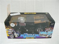 NEW 1929 MODEL A MUSCLE MACHINES DIE CAST 1:18