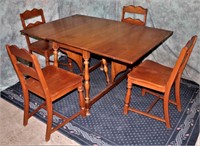 MAPLE DROP LEAF TABLE WITH 6 CHAIRS