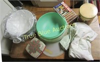 Kitchen Wares - Containers