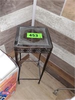 DECORATIVE METAL & GLASS TOP PLANT STAND