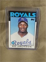 1986 Topps Bo Jackson Rookie Baseball Card