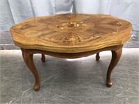 DETAILED TOP SIDE TABLE