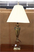 BRASS TABLE LAMP 29"