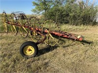 Farmhand 7 wheel rake