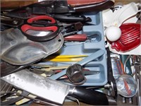 drawer with kitchen utinsels