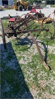 JOHN DEERE PULL TYPE HAY RAKE