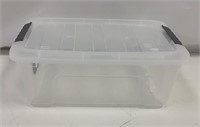 Small Clear Tub With Lid