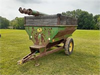 John Deere 68 Auger Cart