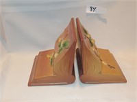 Roseville Dust Rose Snowberry Bookends (Pair)