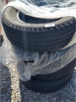 (4) Michelin P245/65R17 Tires