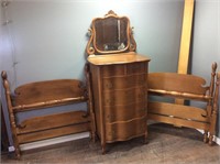 VINTAGE. JOHN WIDDICOME MAPLE 3 PIECE BEDROOM