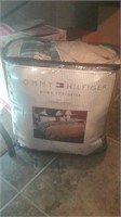 Tommy Hilfiger down comforter 240 thread count