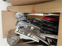 Assorted knives and utensils