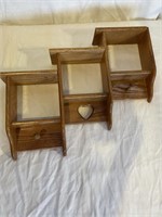 3 TIERED WALL SHELF WITH HEART AND HANGERS