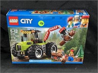 LEGO FORESTRY TRACTOR SET 60181