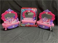 KID CONNECTION VANITY SET LOT OF 3