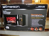 New - Emerson Microwave oven with Grill & Browning
