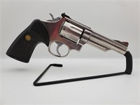 SMITH AND WESSON .357 MAGNUM REVOLVER