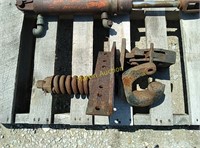 Truck pintle hitch