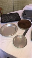 Kettle, lg cooking pans, pie pan and small egg