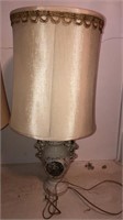 2 matching lamps w/tall shades