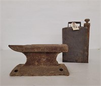 R.R. Track Anvil / Metal Can With Wood Stopper