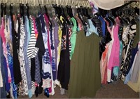 804 - HUGE LOT OF LADIES' BLOUSES SIZE S