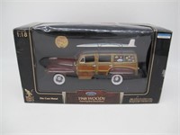 1948 FORD WOODY 1/18 SCALE SIGNATURE SERIES
