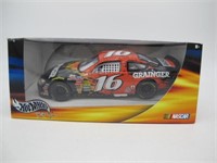 HOT WHEELS RACING FORD STOCK CAR 1/24 SCALE