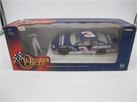 WINNERS CIRCLE CHEVY MONTE CARLO 1/24 SCALE