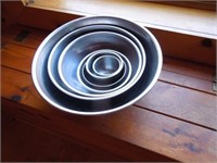 7 stainless steel stacking bowls