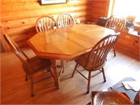 Octagon dining table & 7 bow-back oak chairs