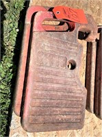 Pair tractor weights