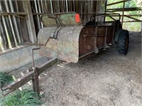 Vintage manure spreader, good rubber tires